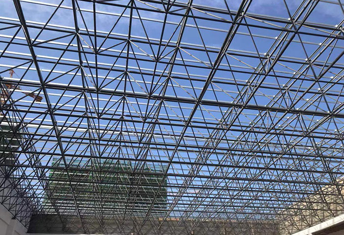 东方管桁架结构在高速公路等桥梁工程中的应用分析